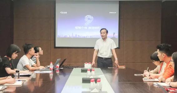 450d3df8c9775e1cd8255fdcd7ebf886