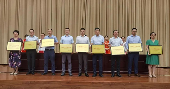 aa573273acdb99f5a12caabbe9ef53fb