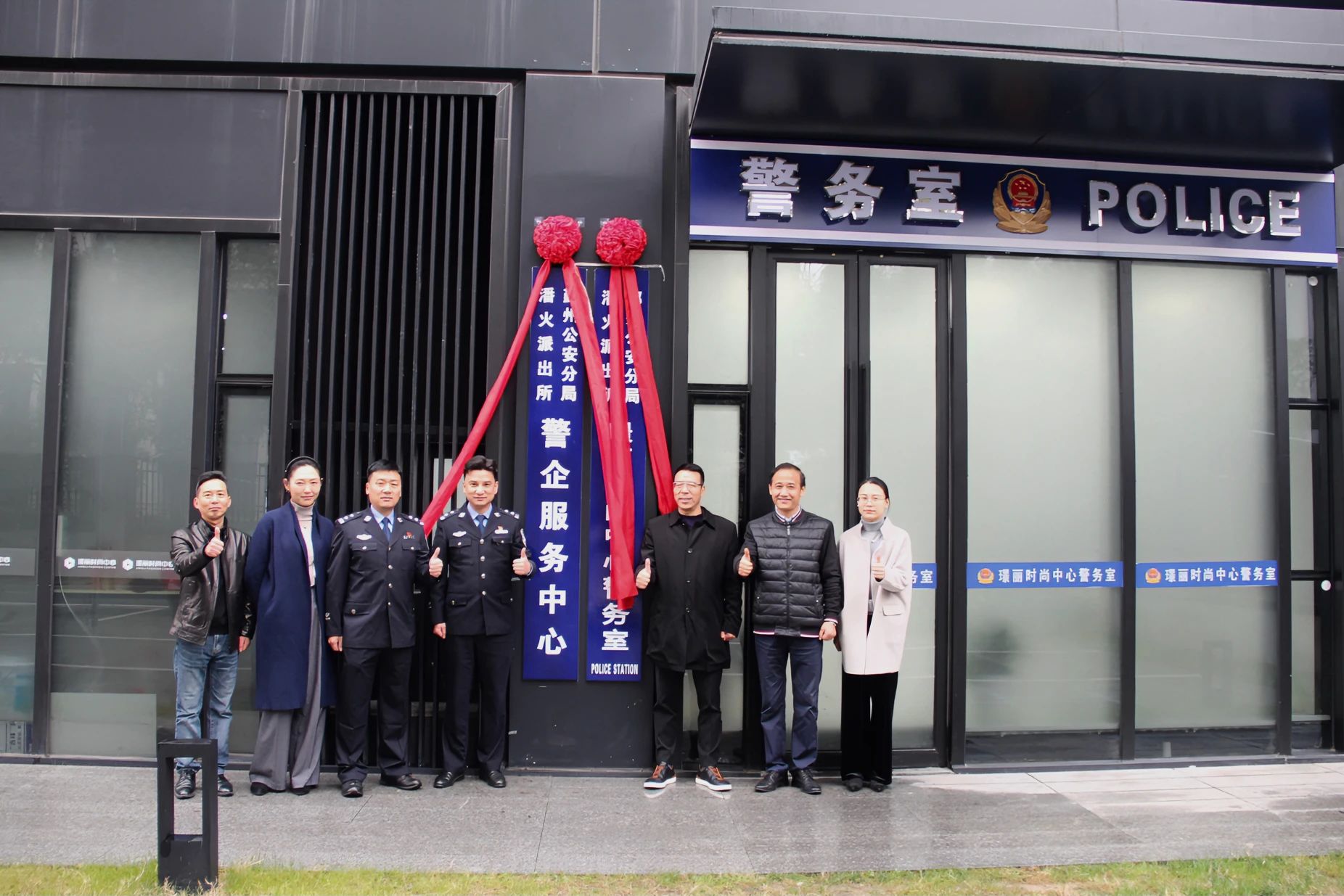 3e83216b078ec48f8293502c1e01c7ff